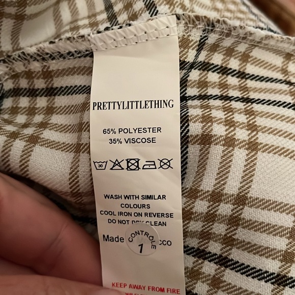 PrettyLittleThing Ivory,Beige & Black Plaid Ruffle Collar, Shirt Dress Size 10 - Picture 10 of 10